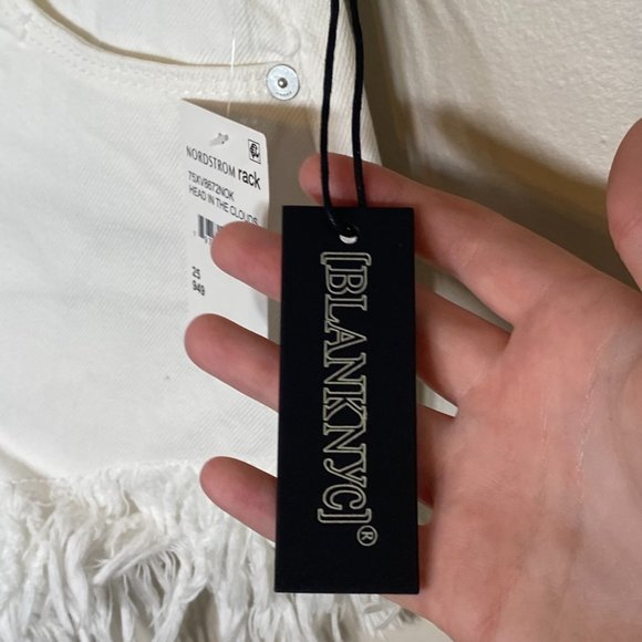 NWT Blank NYC Head in the Clouds White Jean Shorts - Picture 5 of 7